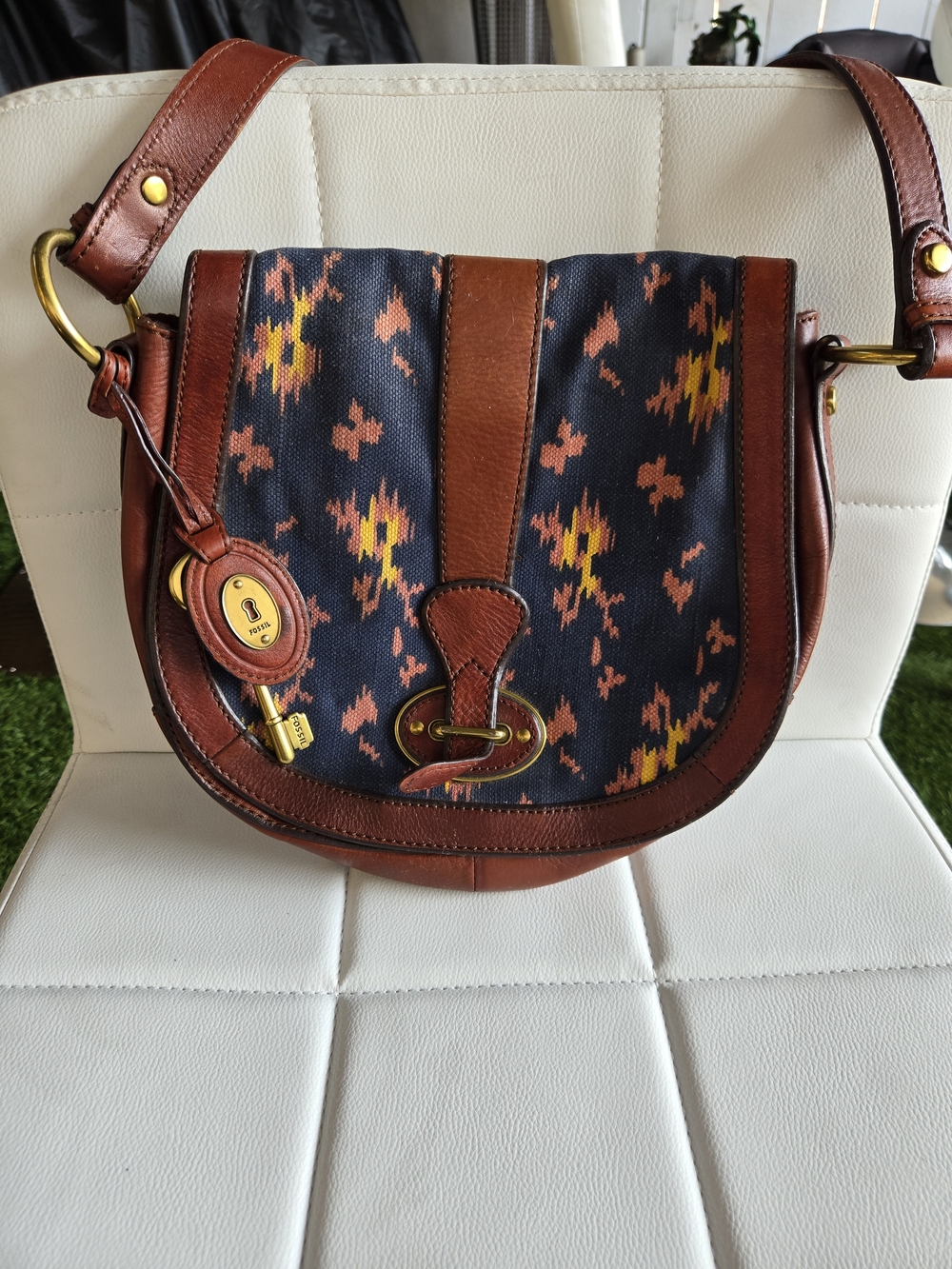 Fossil Vintage Reissue floral